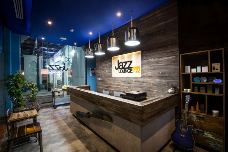 Going For Gold: Jazz Spa Lounge