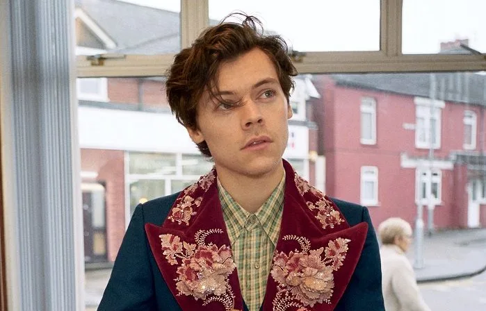Harry Styles for Gucci’s Men’s Tailoring Campaign for Autumn/Winter 18/19