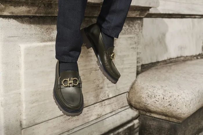 Reversible Gancini Loafer: Salvatore Ferragamo
