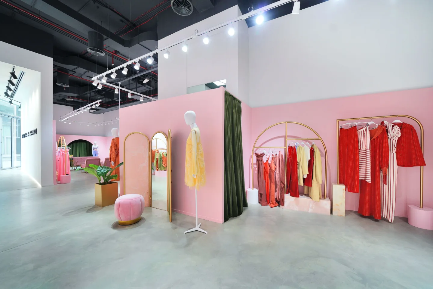 Madiyah Al Sharqi launches Pop-Up Boutique in Dubai Design District