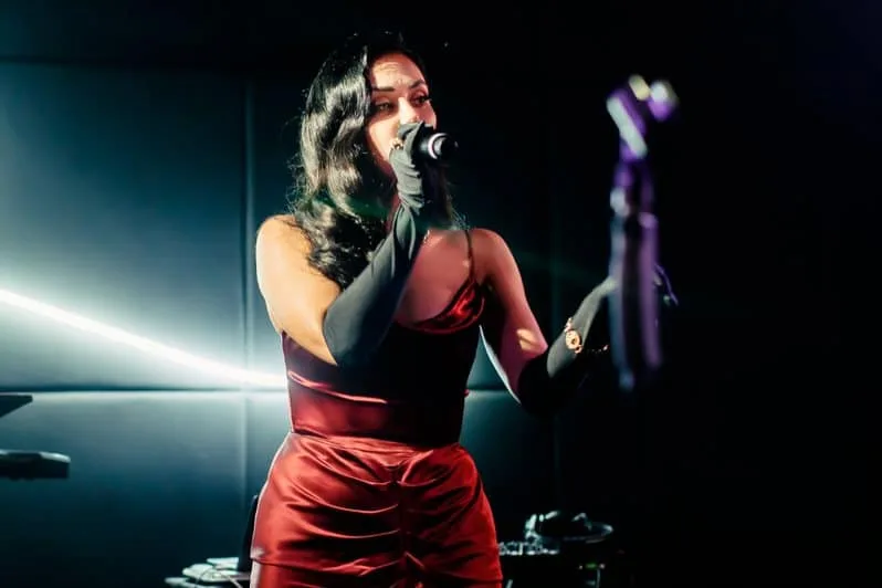 You Can't Miss Layla Kardan's dazzling performance every Thursday at the Palazzo Vercase Dubai