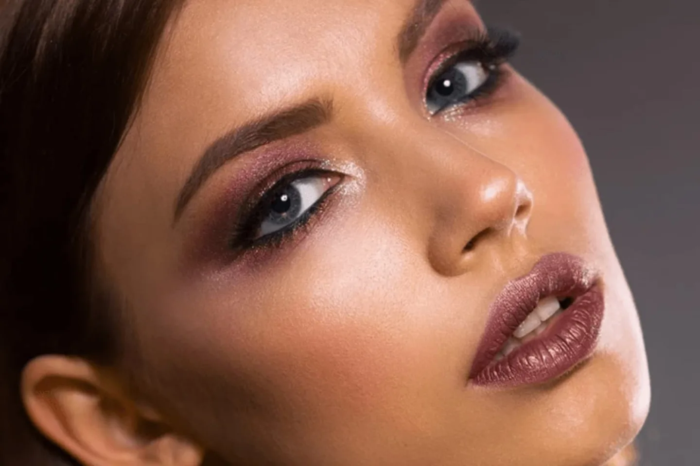 What makes a woman beautiful that makeup can’t do
